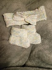 Hand Knit Baby Booties and Matching Headband 0-3 Months Baby Girl