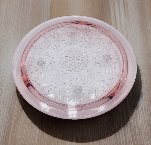 Vintage Pink Jeanette Glass Daisy 10” Round Cake Plate Stand Depression 3 Footed