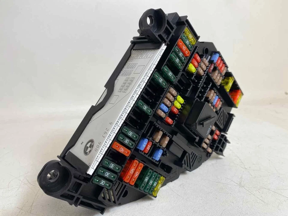 Bmw Diesel - Power Distribution Fuse Box Rear 9264923 Fits BMW 535D 2013-2016 - Image 2 of 4