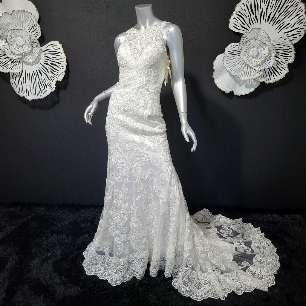 NWT~$1350~MORILEE~SZ 2~WHITE EMBROIDERED FIT & FLARE WEDDING