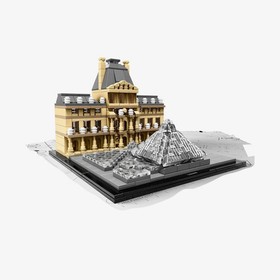 Lego 21024 SEALED Architecture Louvre Landmark Model 695pcs