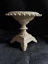 Vintage Hen-Feathers Cast Iron Urn planter. 5” tall
