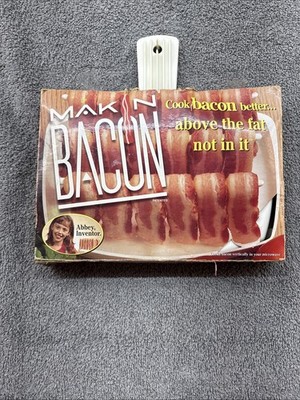 Vintage 1996 Makin Bacon Microwave Cooker Dishwasher Safe USA Made
