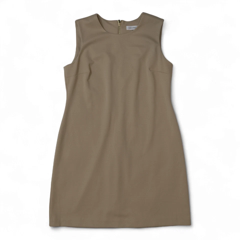 Vestido justo Calvin Klein bege dourado com zíper elástico sem mangas tamanho 12 escritório excelente estado usado - Imagem 2 de 4