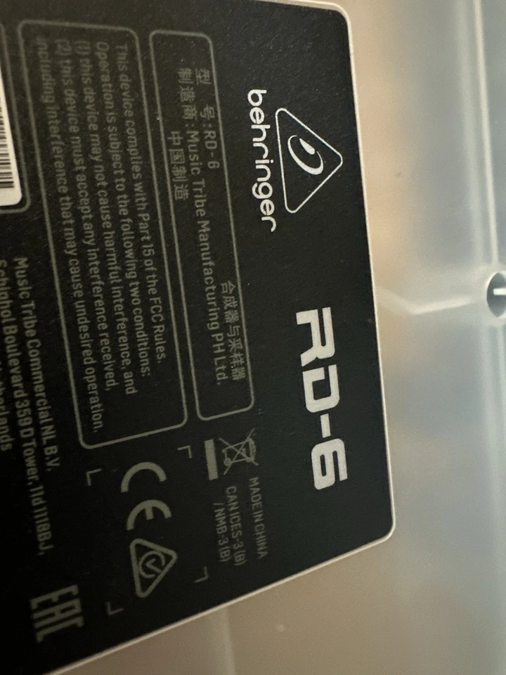 Behringer RD-6 Analoge Drum Machine Drumcomputer Sequenzer Synthesizer Groovebox - Bild 4 von 4