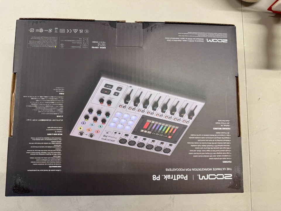 Zoom PodTrak P8 Portable Multitrack Podcast Recorder Battery Powered - Image 2 of 2