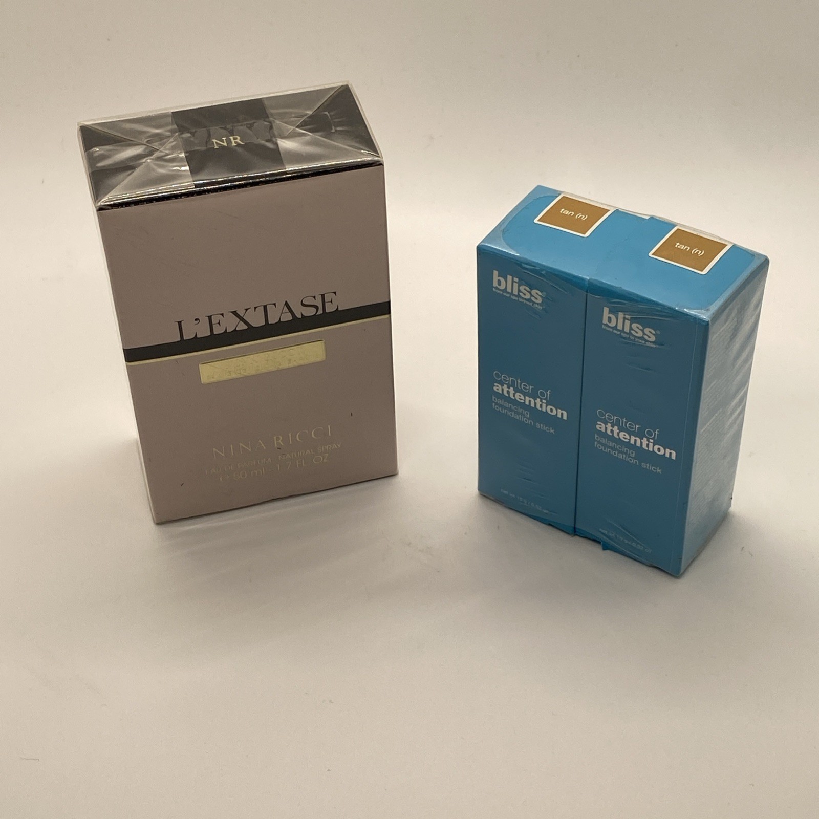 Nina Ricci Nina L`extase 1.7 oz Eau De Parfum 50ml Spray For Women rare sealed**