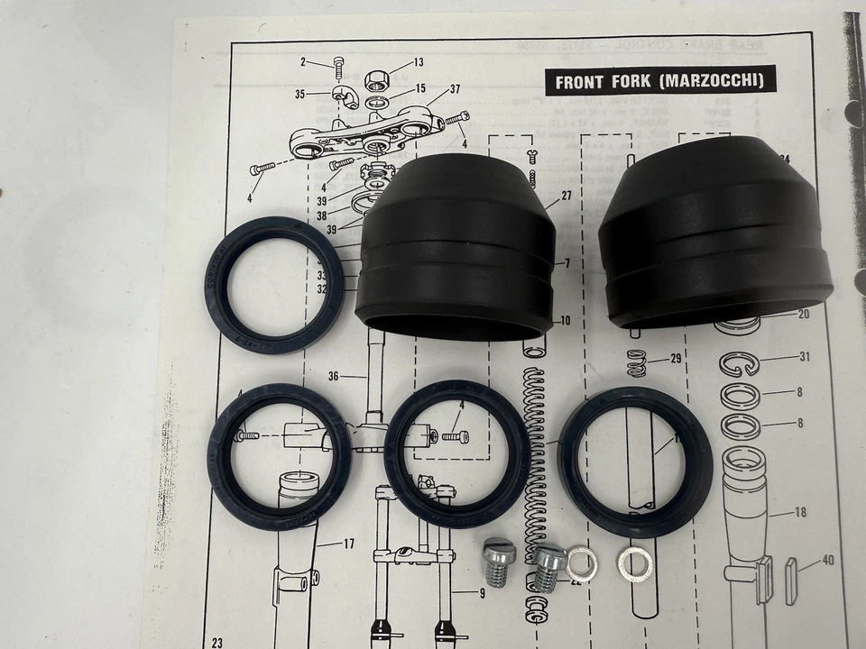 BOTAS Y SELLOS HORQUILLA HARLEY AERMACCHI MARZOCCHI 45675-74P 74-78 SX SS 175 250 Foto 2 de 2