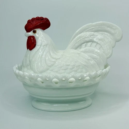 Vtg HTF Westmoreland  Milk Glass Large Hen on Nest Eyes Split Tail Lattice Lace