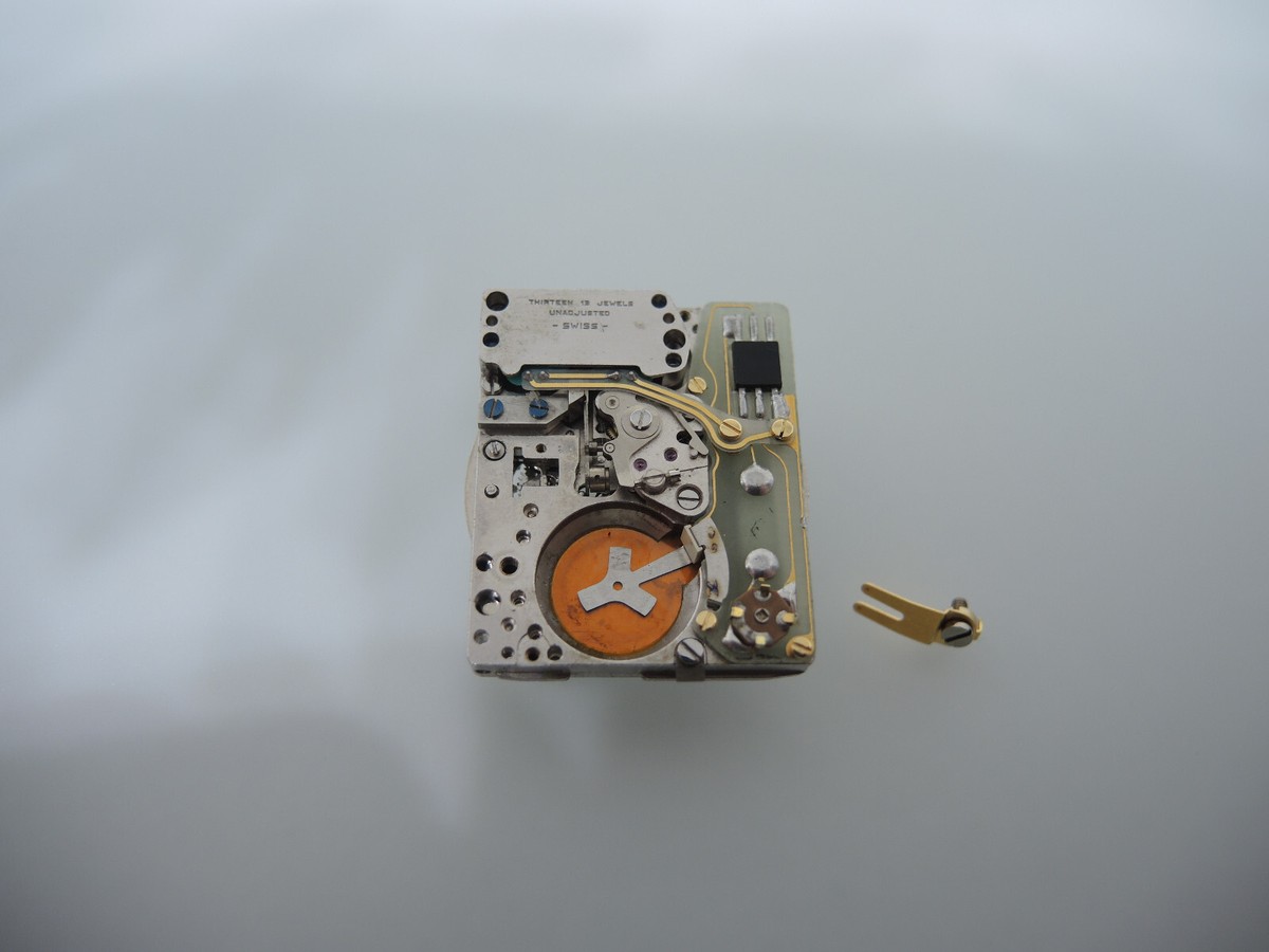 Uhrwerk OMEGA 1300, Beta 21, movement