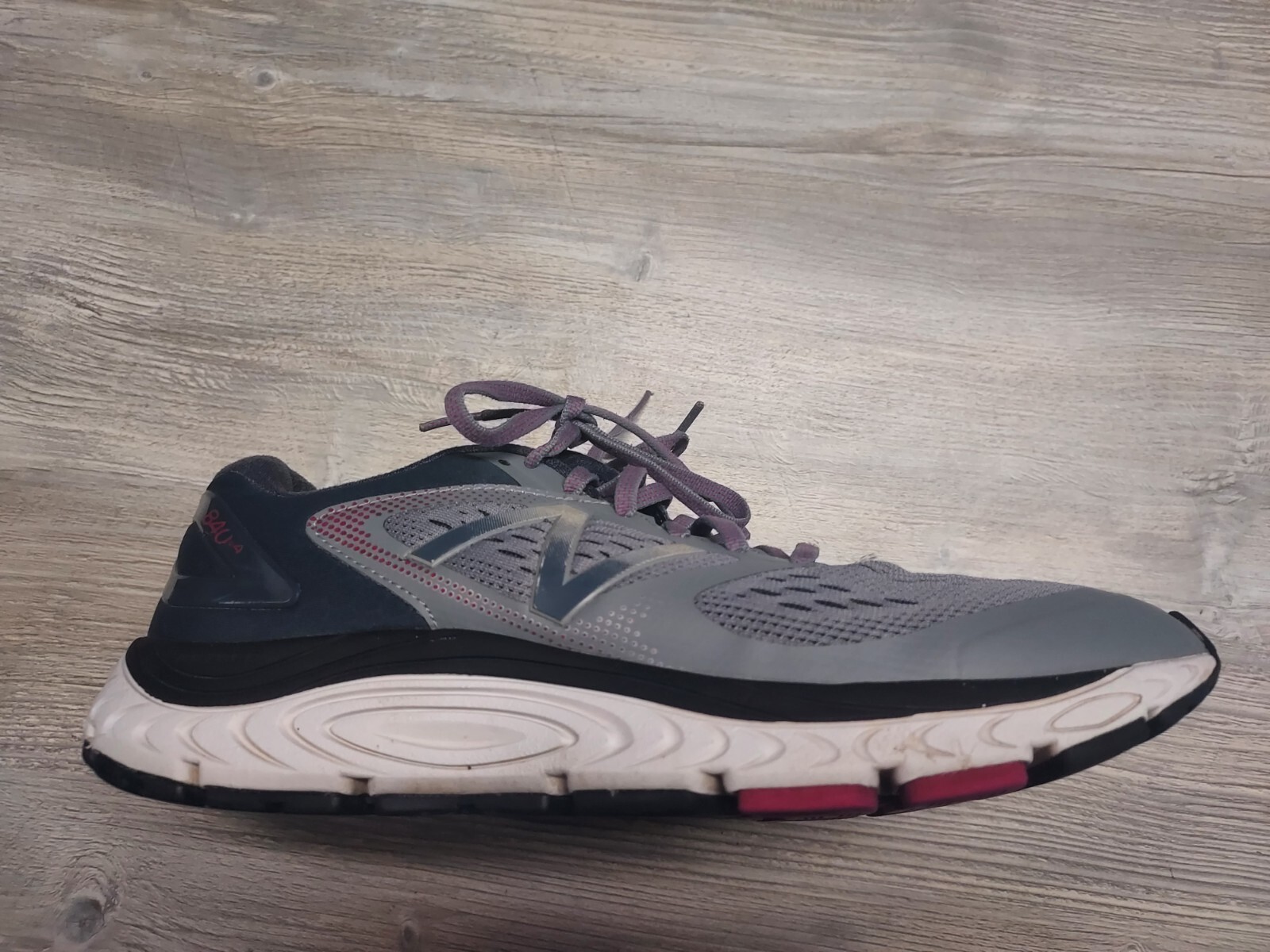 new balance 840v4 womens