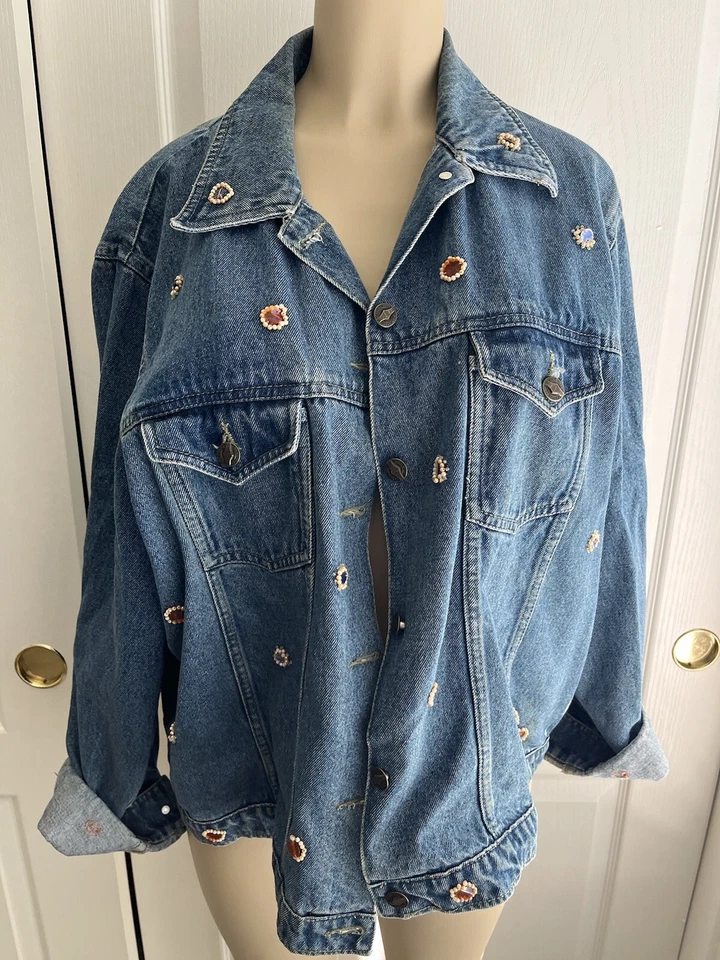 Shaver Lake Women 3x Flower Denim jacket with pearls and gems - Image 2 of 4