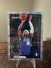 Topps NBA Hoops 2025-26 Brandon Williams #15 Light Burst Basketball Trading Card