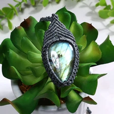 Celestial Labradorite Pendant – Handcrafted Macrame, Mystic Everyday Talisman