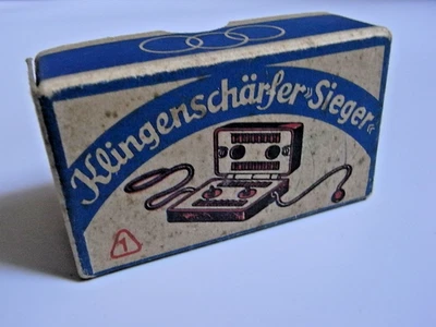 Bakelit Rasierklingenschärfer Sieger Schatulle Box Pappe mit Gebrauchsanweisung - Bild 1 von 4
