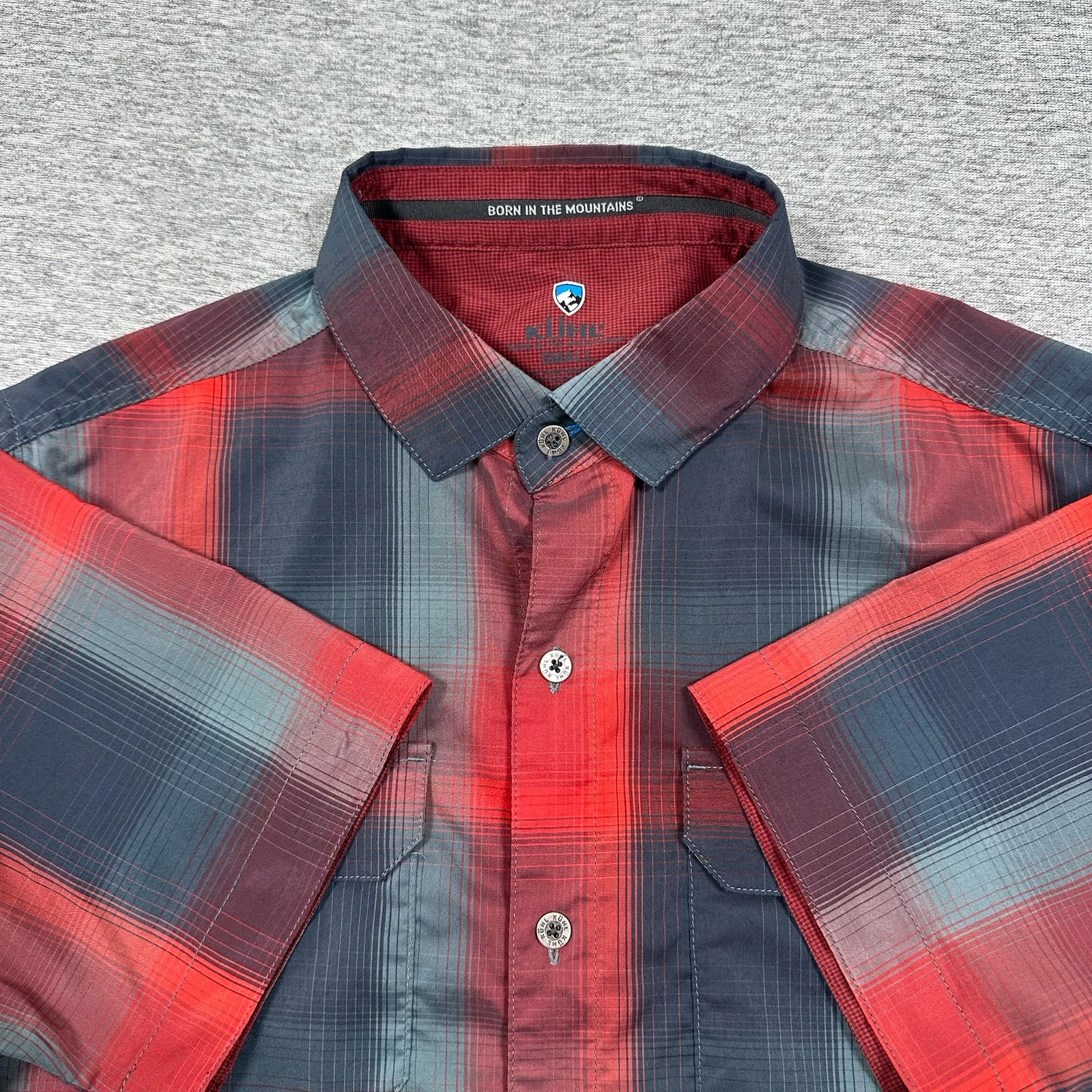 Kuhl Shirt Mens Small Gray Red Plaid Response Short Sleeve Button Down Outdoor