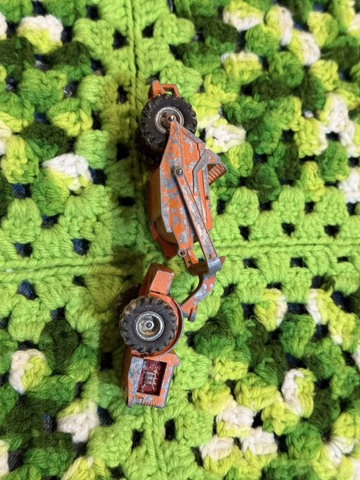 Vtg Matchbox King Size #6 Allis Chalmers Motor Scraper Lesney Orange DieCast - Image 4 of 4