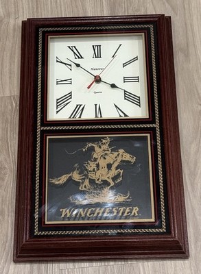 VTG WINCHESTER HANOVER WALL CLOCK WOOD FRAME RIFLE SHOTGUN WORKING