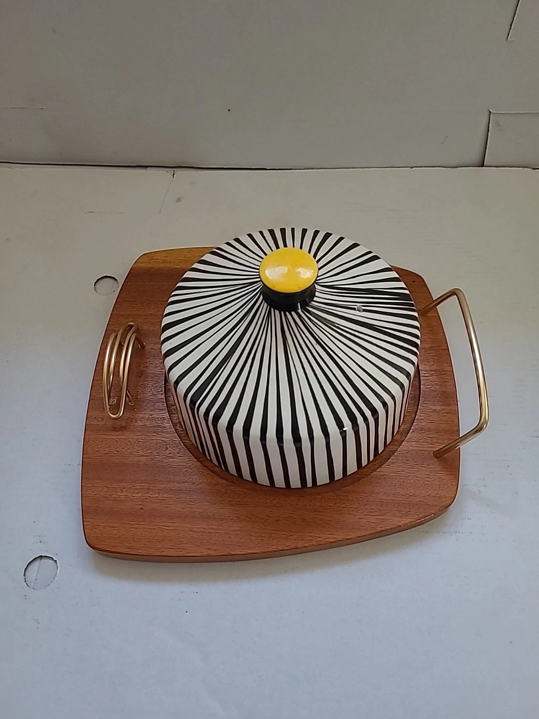 Vintage Wyncraft Teak Base Kirkham Pottery Cheese Dish 60's Retro