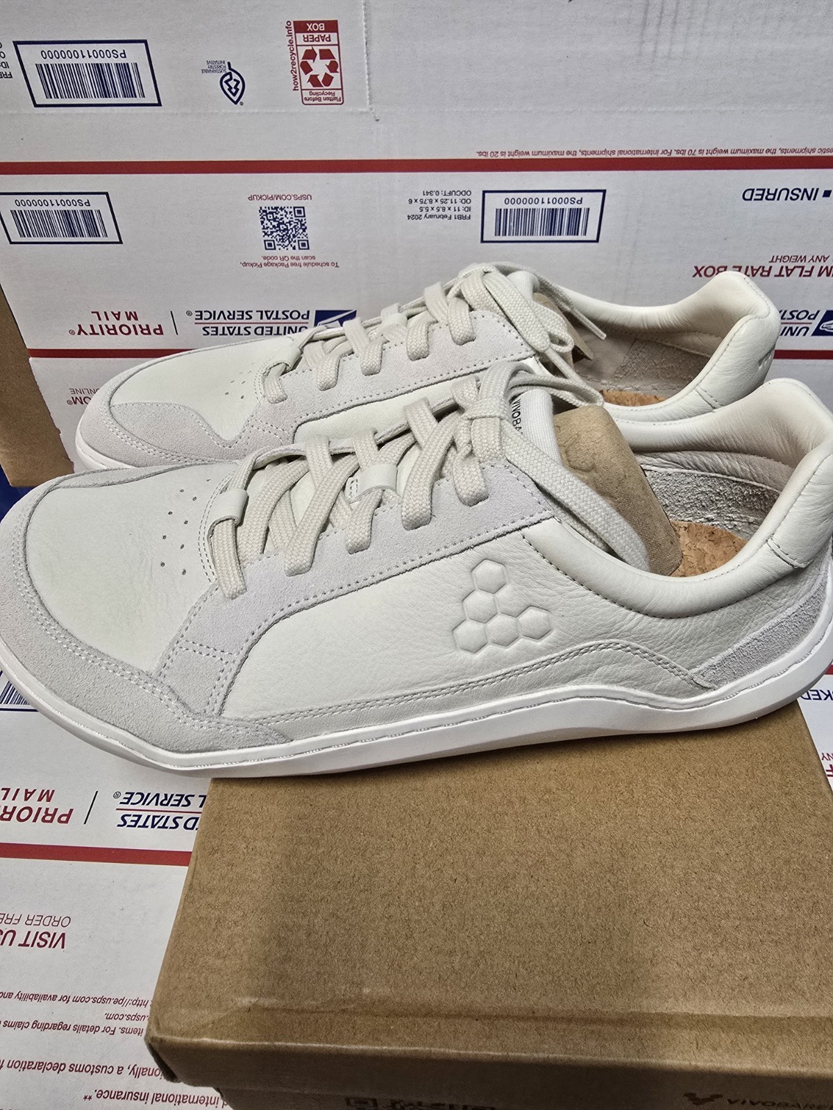 Vivobarefoot Gobi II premium leather Limestone Size 10