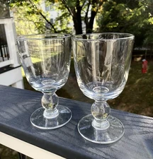 Pair Williams Sonoma Clear Glass EDWARD 6" Wine Glasses