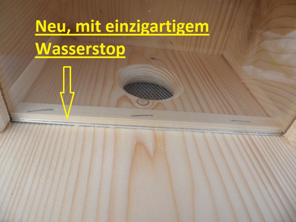 Eichhörnchen Futterhaus Mit Wasserflasche - Wetterfest Aus Holz