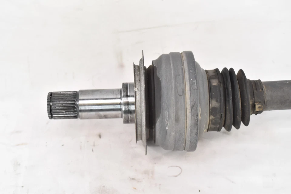 ✅ 07-13 Mercedes W221 S600 CL63 AMG eje trasero izquierdo o derecho CV medio eje OEM Foto 2 de 4