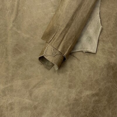 Hellbraunes italienisches Lederfell im Used-Look