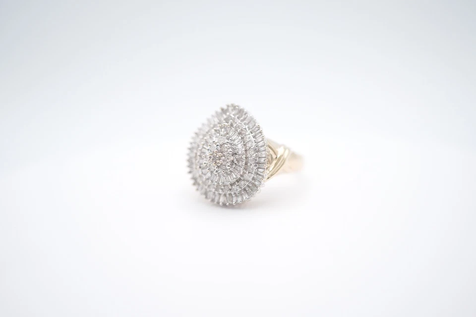 14K Yellow Gold Round and Baguette Diamond Teardrop Cluster Cocktail Ring - Image 2 of 4