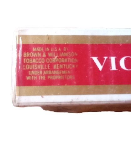 Vintage Empty Box of 20 Viceroy Filter Cigarettes Made in USA - Picture 4 of 4