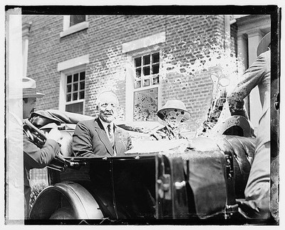 Mr. & Mrs. Harding leaving for Marion,Warren G. Harding,United States President