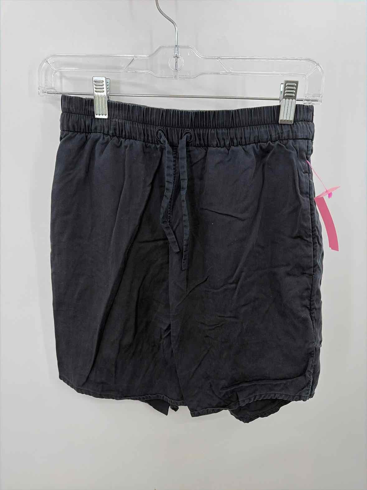 Pre-Owned Lululemon Black Size 4 Basic Shorts - image 1