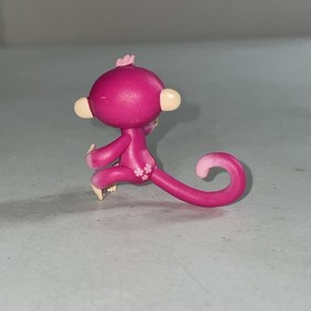 WowWee Fingerlings Minis 2" Pink Monkey Figure