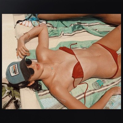 Kendall Jenner 034 | 8 x 10 Photograph | Celebrity Model, Beautiful Woman