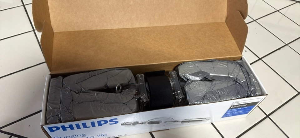 Lâmpada de xenônio Phillips Cinema.*** XDC-3000B***. Novo (CAIXA ABERTA) - Imagem 3 de 3