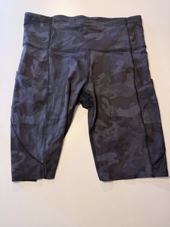 Pantalón corto Lululemon rápido y gratis HR 10” 8 camuflaje