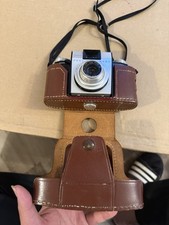 VINTAGE KODAK 35 RANGEFINDER 35mm FILM CAMERA Untested