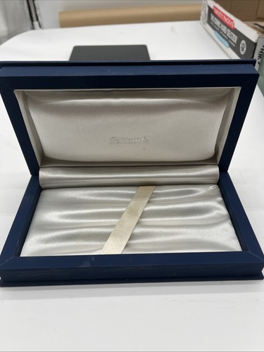 Pelikan Pen Box Only NO PEN!!