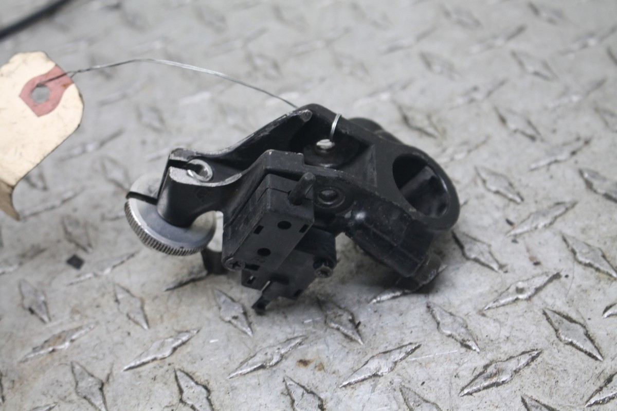 94-01 KAWASAKI NINJA ZX11 CLUTCH PERCH MOUNT | eBay