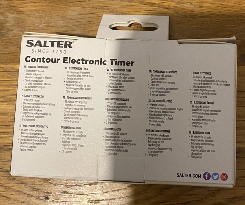Temporizador de cocina Salter pantalla grande contorno cocineros digitales a batería plateado Foto 3 de 4