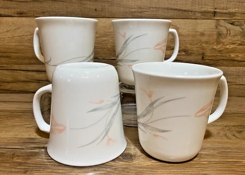 SET OF 4 - VINTAGE - CORNING CORELLE -  DESERT ROSE FLORAL - COFFEE CUPS  / MUGS