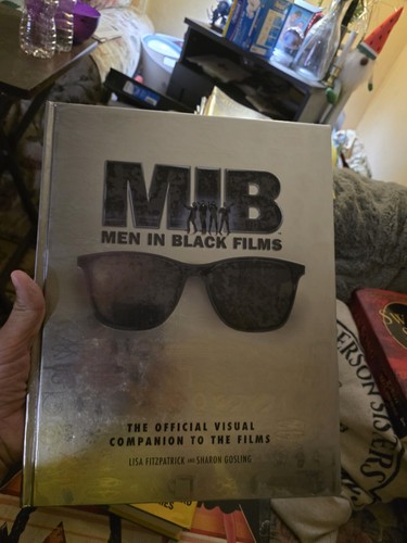 Men In Black Films The Official Visual Companion to the Films HC 2019