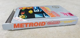 Metroid Nintendo NES Hang Tab Complete CIB Five 5 Screw w/ Box Poster Manual Lot