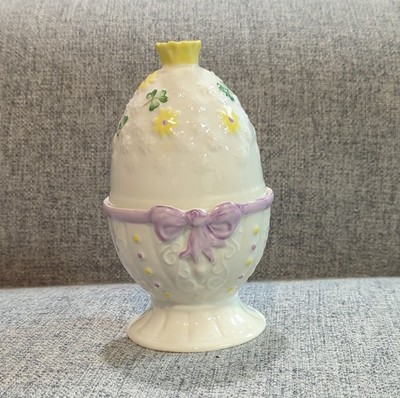 Belleek Porcelain Egg Trinket Box Floral Irish Glossy with Lid