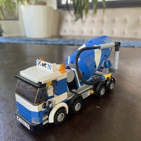 LEGO #7990: City Cement Mixer & Minifigure | Sold As Pictured | Free Shipping!!!