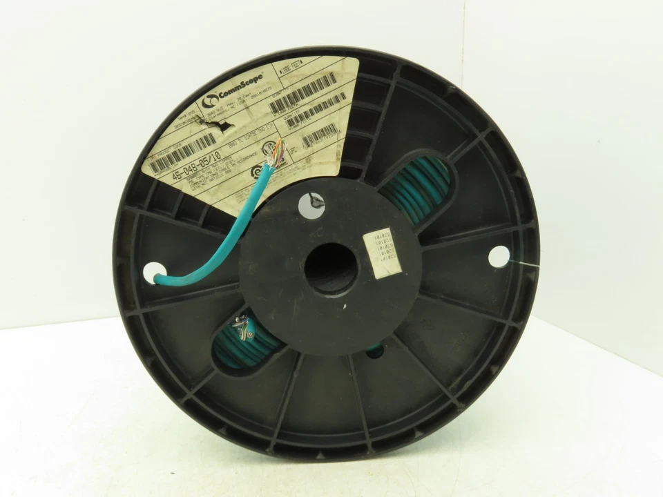 CommScope 4604805/10 Wire Spool 24AWG 4 Pair Sun Oil Resistant Cat5e Cable 700' - Image 4 of 4