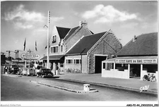 AMDP2-0105-44 - SAINT-NAZAIRE - loire-atl - gare maritine et mindin