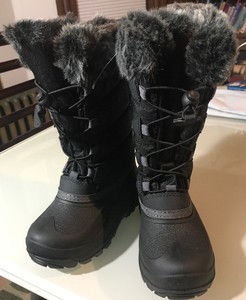 girls snow boots size 12