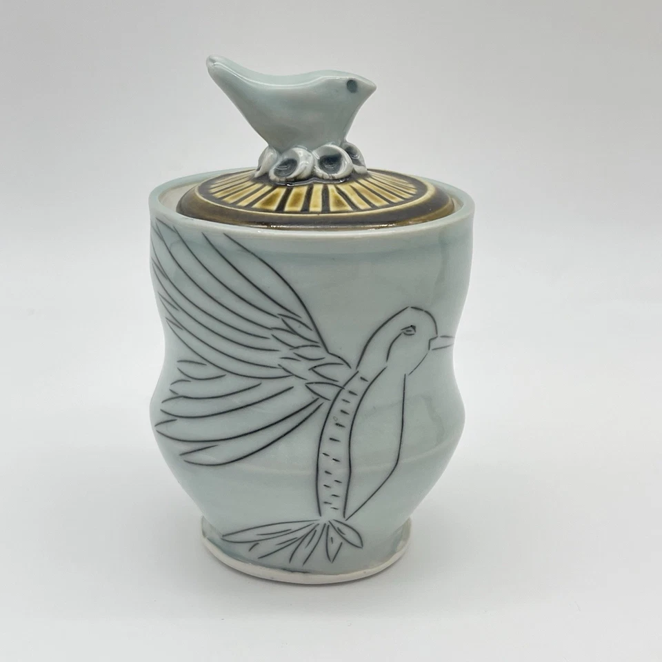 Julie Wiggins Cerámica Azúcar Baratija Plato Colibrí Pájaro Azul Acabado Estudio Arte Foto 2 de 4