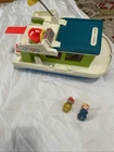 Vintage Fisher Price Little People Happy House Boat 1972 Houseboat 2 People 985
